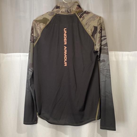 Under Armour heat gear half zip camo long sleeve - Picture 3 of 3